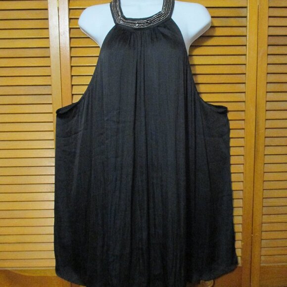 Torrid black top halter-neck with beaded detail sleeveless and flowy size 5 - Picture 1 of 8